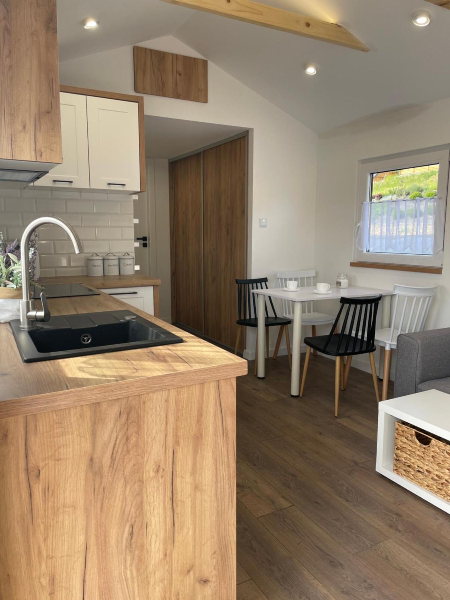 Reset Inn Zawoz Ngoại thất bức ảnh