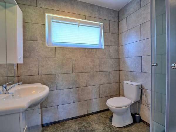 Reset Inn Zawoz Ngoại thất bức ảnh
